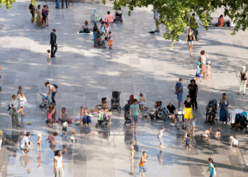 1.4tvk-place_de_la_republique-c-clement_guillaume-12-1.1900x0