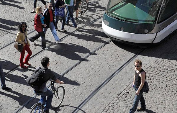 Mobilités à Strasbourg. Crédit : Patrick Bogner