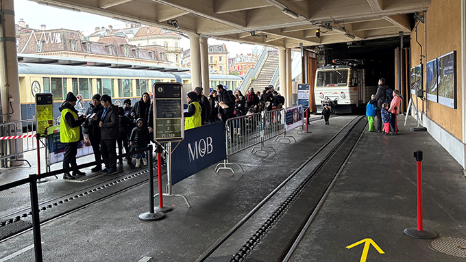 citec-flux-pieton-train-noel-mob-montreux